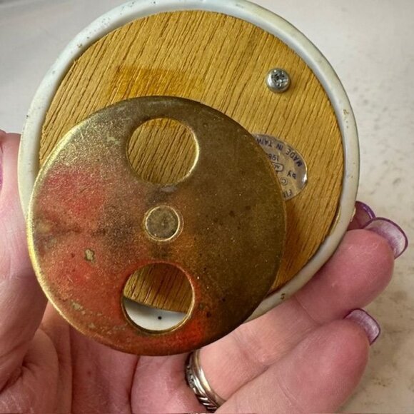 Vintage Aldon Clown Porcelain Music Box Figurine - Picture 4 of 5